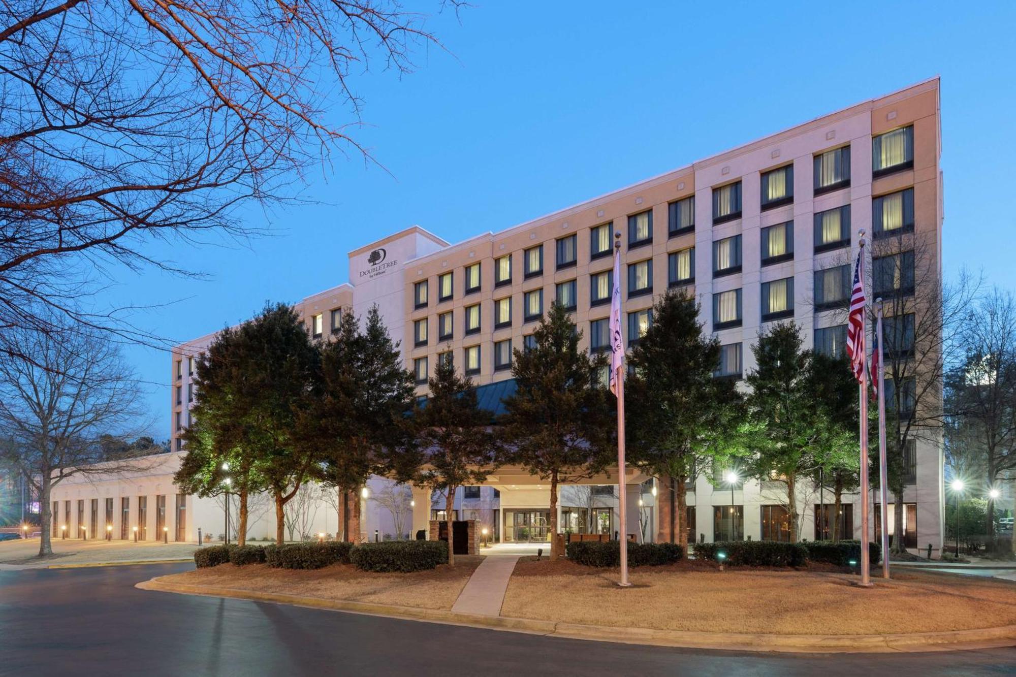 Doubletree By Hilton Atlanta Airport Hotel College Park Exterior foto